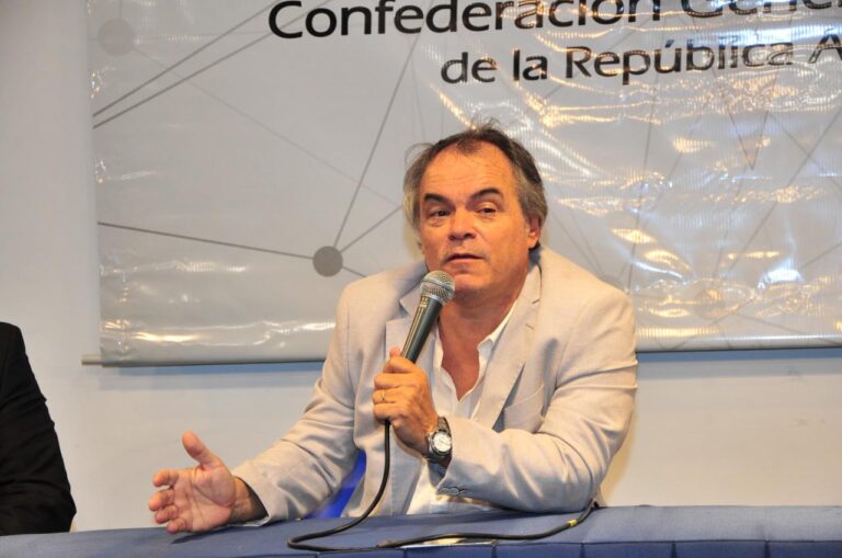 marcelo-fernandez-de-cgera-no-nos-olvidemos-que-un-contagiado-hace-cerrar-una-pl-202507Fr-200436-b644.jpeg
