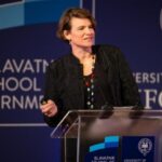 mariana-mazzucato-demostro-que-el-verdadero-motor-de-la-innovacion-no-son-los-ge-202507Mo-155111-c41b.jpg