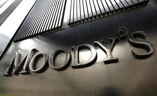 moody-s-le-bajo-la-calificacion-a-los-bancos-advierte-que-el-sistema-financiero-202507Th-184544-1cd5.jpg