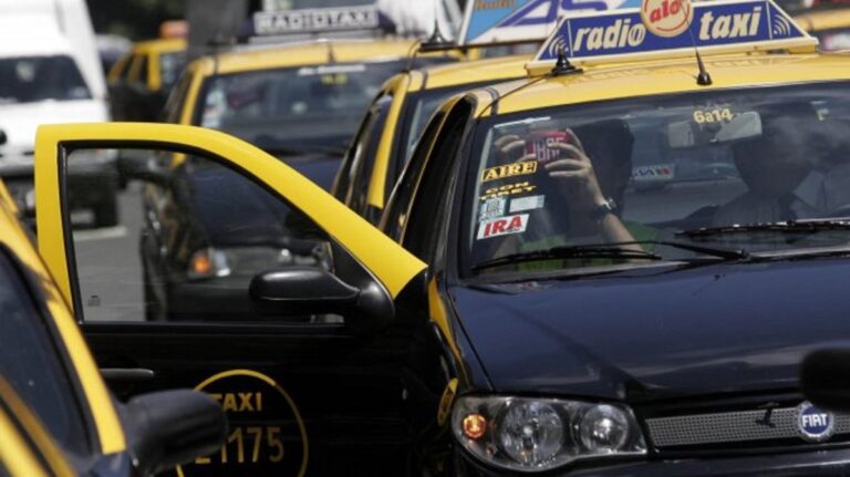 nuevas-protestas-de-taxistas-en-contra-de-uber-y-cabify-para-este-jueves-202507Fr-191924-5950.jpg