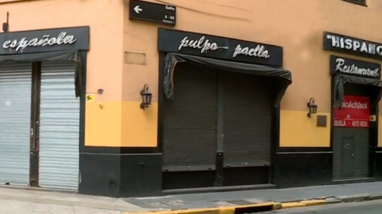otra-pyme-portena-se-va-al-tacho-tras-62-anos-cerro-hispano-el-clasico-restauran-202507Tu-092653-a017.jpg