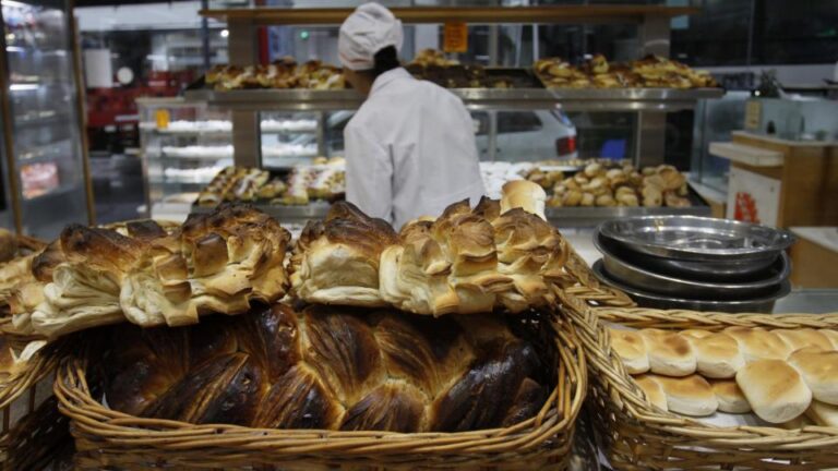 panaderos-acusan-que-las-camaras-molineras-intentan-boicotear-el-fideicomiso-202507Th-155457-d5e8.jpg