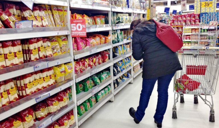 para-las-pymes-la-inflacion-es-el-gran-desafio-de-alberto-fernandez-la-expectati-202507Mo-171748-d1a6.jpg