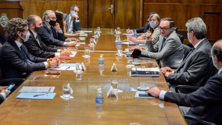 plan-de-impulso-productivo-el-gobierno-y-el-consejo-agroindustrial-llegaron-a-un-202507We-111042-d52a.jpeg
