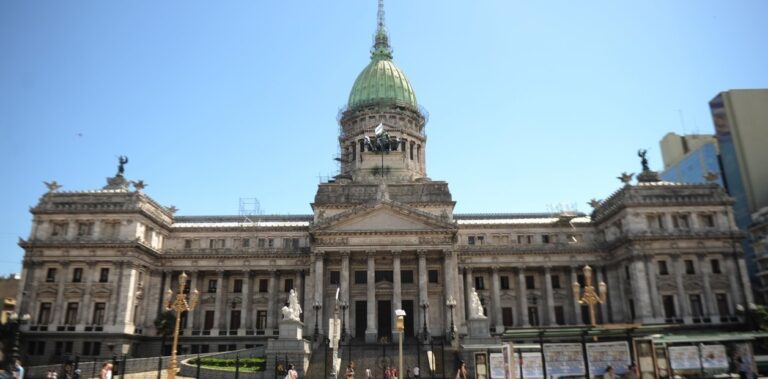 por-la-recesion-cierran-25-pymes-por-dia-202507We-015547-df71.jpg