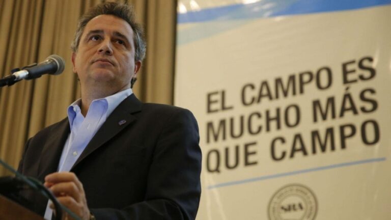 protesta-y-amenaza-la-sociedad-rural-le-manda-un-mensaje-a-alberto-fernandez-con-202507We-122224-462c.jpg