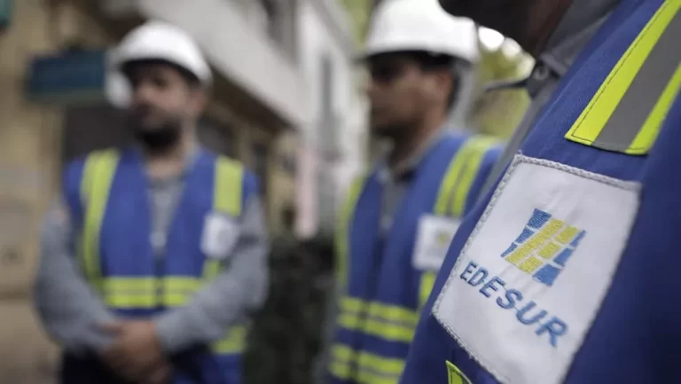 quienes-son-los-empresarios-que-estan-interesados-en-la-compra-de-edesur-202507Fr-115035-451c.webp