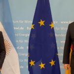 renegociacion-de-la-deuda-guzman-consiguio-los-votos-de-europa-pero-faltan-los-d-202507Th-171706-bd08.jpeg