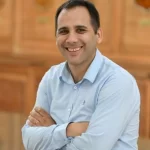 renuncio-hang-a-comercio-interior-y-lo-reemplaza-un-hombre-de-batakis-202507Tu-221030-23f0.webp