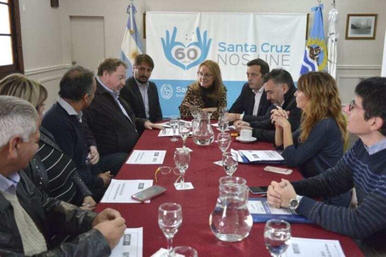 santa-cruz-se-diferencia-de-nacion-y-realizara-una-quita-a-las-deudas-impositiva-202507Mo-010026-9f5f.jpg