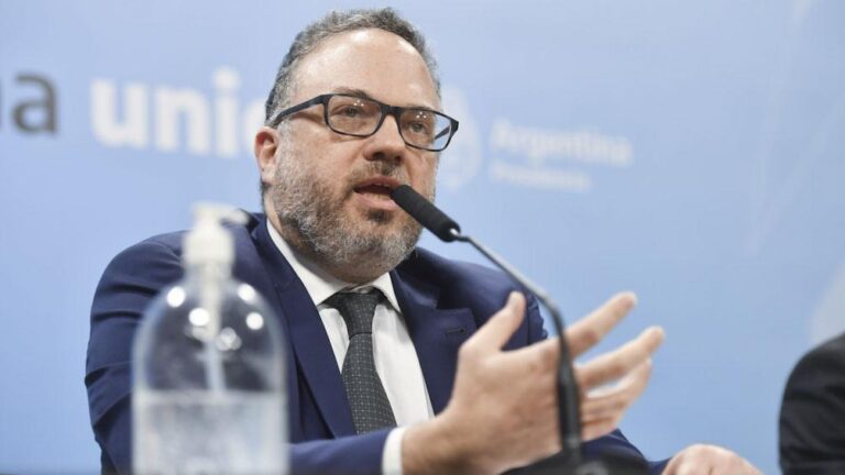 santa-fe-anuncian-un-fondo-por-500-millones-para-pymes-202507Fr-103441-9d97.jpg