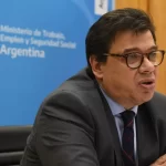 sindicatos-piden-que-se-extienda-la-prohibicion-de-despidos-y-la-doble-indemniza-202507Fr-190321-c9e5.webp