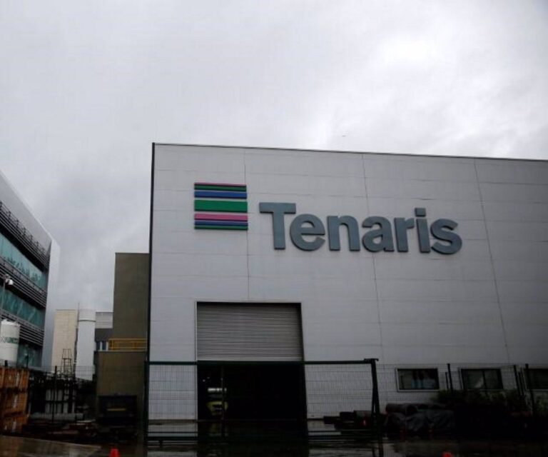 tenaris-rebajo-entre-el-30-y-el-40-el-salario-de-sus-empleados-y-techint-otra-ve-202507Fr-134116-3de5.jpg