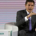 un-banquero-argentino-es-el-nuevo-director-ejecutivo-de-la-bolsa-de-hong-kong-202507Mo-152442-a854.jpg