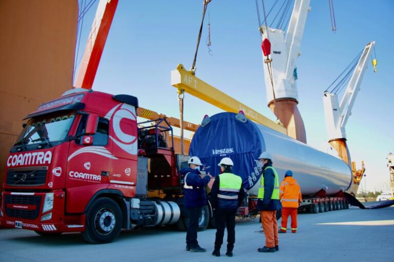 una-metalurgica-bonaerense-exportara-torres-eolicas-a-estados-unidos-sera-un-hec-202507Fr-131756-9413.jpg