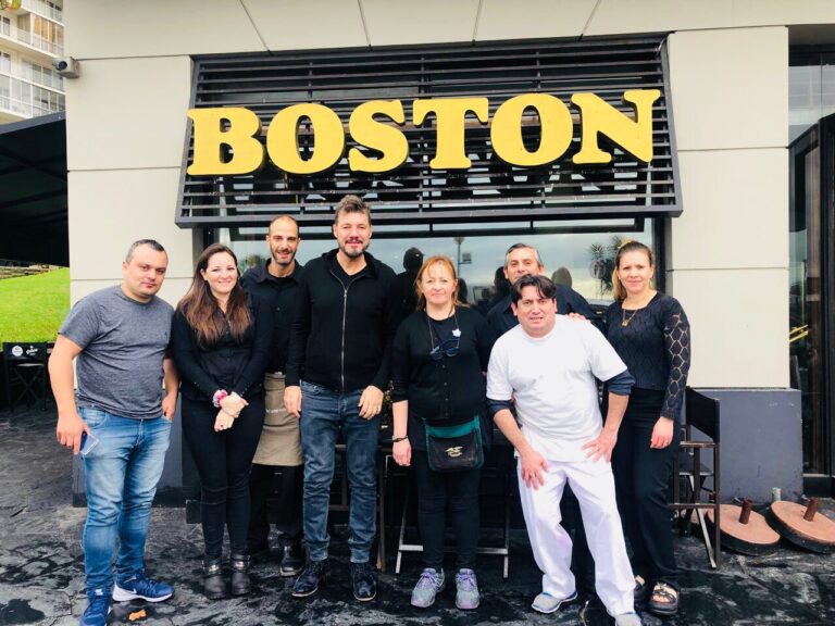 vuelven-a-ocupar-sucursales-de-la-boston-por-deudas-salariales-202507Tu-120339-e533.jpg