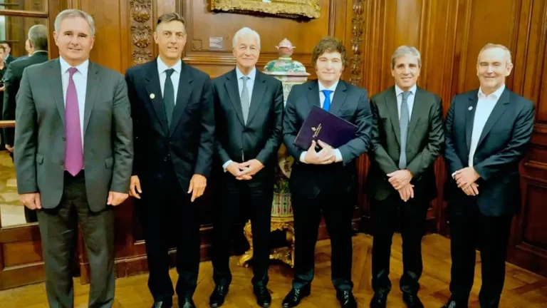 Mercedes-Benz Vision Iconic mezcla sustentabilidad y tecnología