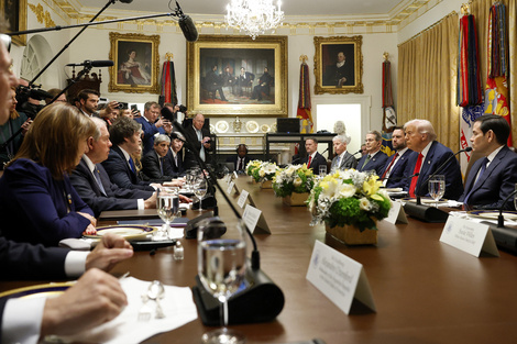 Javier Milei y Donald Trump sobre ayuda económica