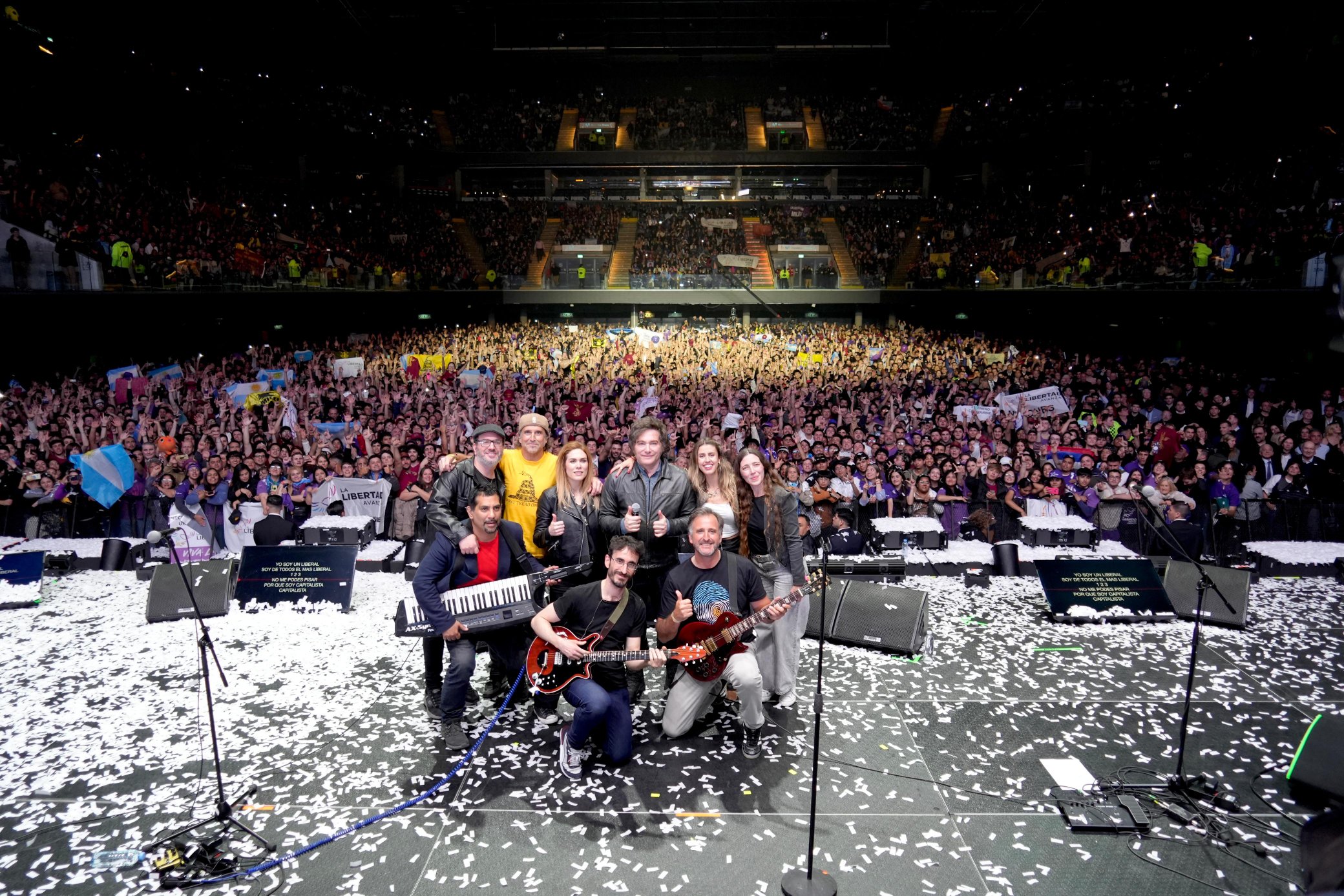 milei y su banda en el movistar arena #PanicShow