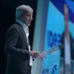 Ministro de Hacienda Luis Caputo discutiendo reformas