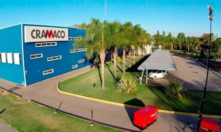 Foto de la planta de DBT en Sastre, relacionada con el cierre y despidos masivos