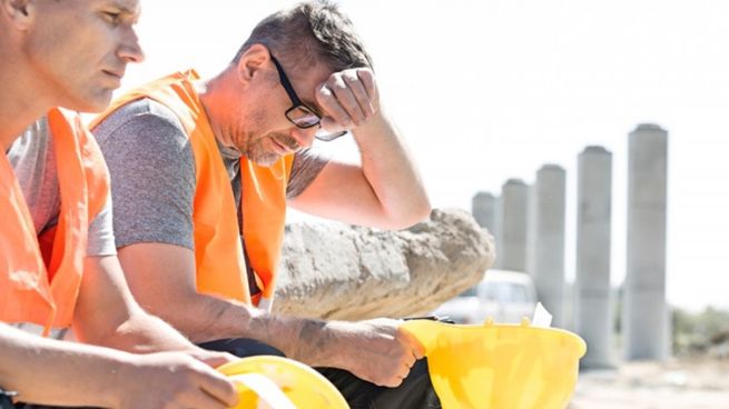 Gráfica representando la caída del empleo formal y cierre de empresas en Argentina