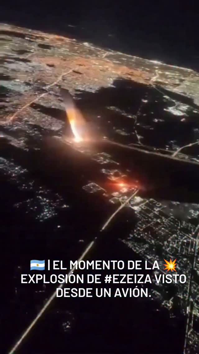 Vista aérea de la explosión industrial en Ezeiza