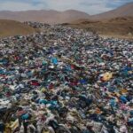 Imagen representativa de la importación de ropa usada y la industria textil en Argentina