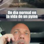 Miguel Jacobawsky en su personaje ElPyme representando las dificultades de las pymes