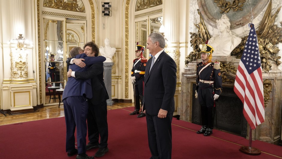 Gobernador de Santa Cruz Claudio Vidal en contexto de la ruptura Milei China