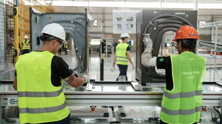 Empresarios del norte expresan preocupación por recesión y pérdida de empleo en el sector industrial