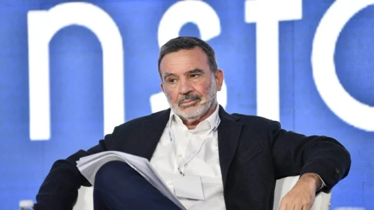 La Justicia embargó a Madanes 3 mil millones por los sueldos de Fate