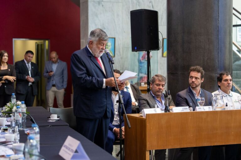 pedimos - No pedimos prebendas; sin industrias no hay Nación