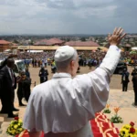 León - León XIV: “El mundo está siendo devastado por un puñado de