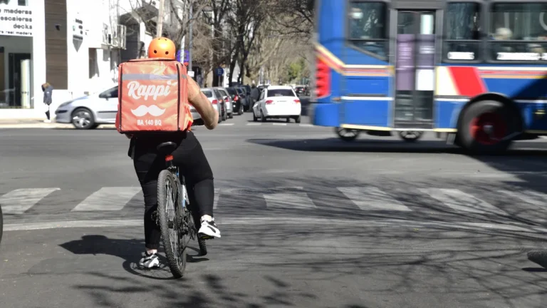 repartidor - El repartidor de productos alimenticios no es emprendedor: