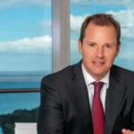 Jorge - Jorge Brito: Otro banquero se pone el traje de político