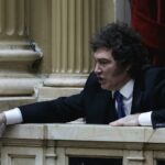 Milei - Milei les gritó "chorros" y "corruptos" a los periodistas