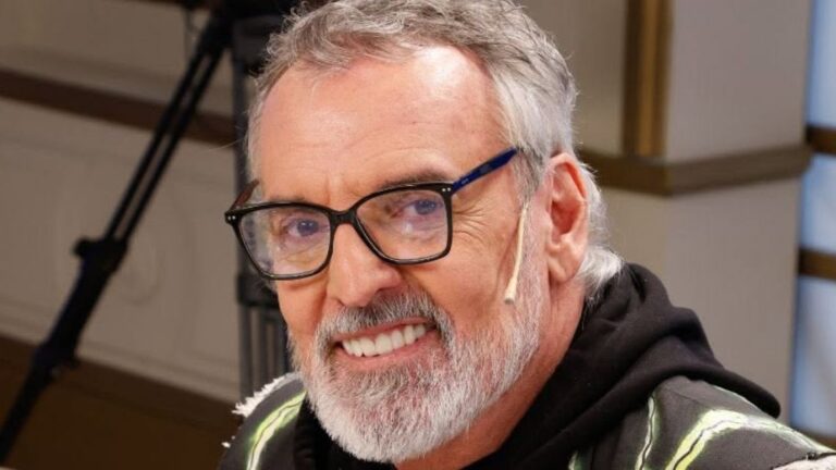 Benito - Benito Fernández a Milei: "Echarnos la culpa a los diseñadores me parece de una perversidad que nunca he visto en mi vida"