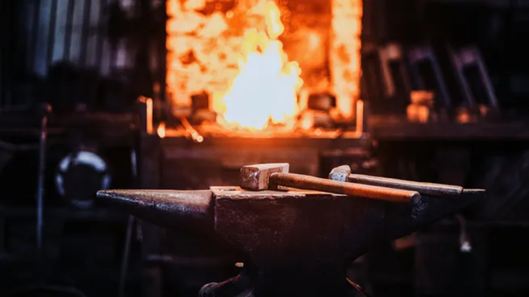 industria - La industria registró su primera mejora anual en nueve