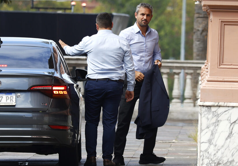 Urgente - Urgente: Caputo le pidió a Karina que eche a Adorni y hablan de crisis de confianza en el modelo económico