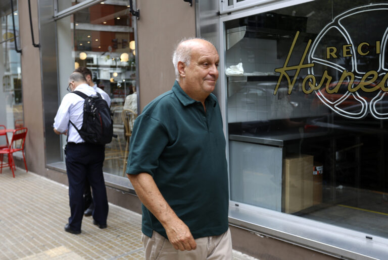 gobierno - El gobierno porteño habilita locales gastronómicos en los principales parques y plazas de la Ciudad