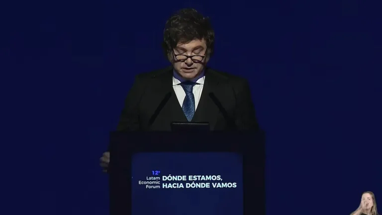 Polémico - Polémico: "Argentina va a ser investment grade el día que los argentinos terminen de sepultar al populismo" Javier Milei