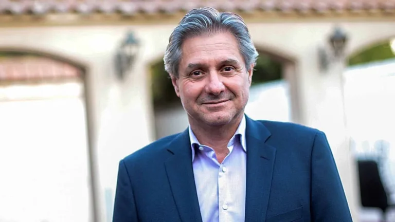 José - José Luis Daza prometió una "avalancha de dólares" y dijo que no habrá medidas para estimular la economía en 2027