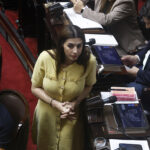 escandalo - El escandalo es total: "Adorni es el cajero de Karina y Lanari es el que llevaba los bolsos" Marcela Pagano