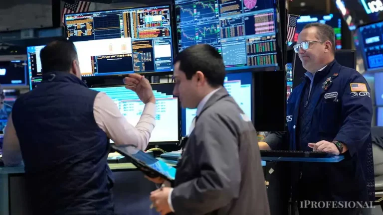 riesgo - El riesgo país rompió el piso de los 500 puntos y tocó su nivel más bajo desde enero