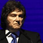 Javier - Javier Milei es el presidente que más tiempo pasó fuera