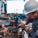 Dato - Dato a Febrero 2026: Las empresas de mas de 500 trabajadores son las que despiden, las pymes son las que cierran por Milei