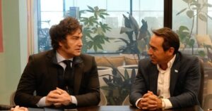 El gobierno eliminó el impuesto al cheque a Mercado Pago y l