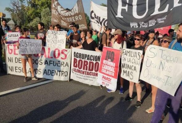 Despidos en el mayorista Lustramax: trabajadores denuncian que les pagan con papel higiénico