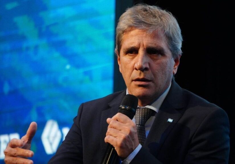 Luis Caputo, Gobierno Nacional — Caputo presenta la nueva Inocencia Fiscal: elimina topes y suma garantías para usar ahorros en dólares